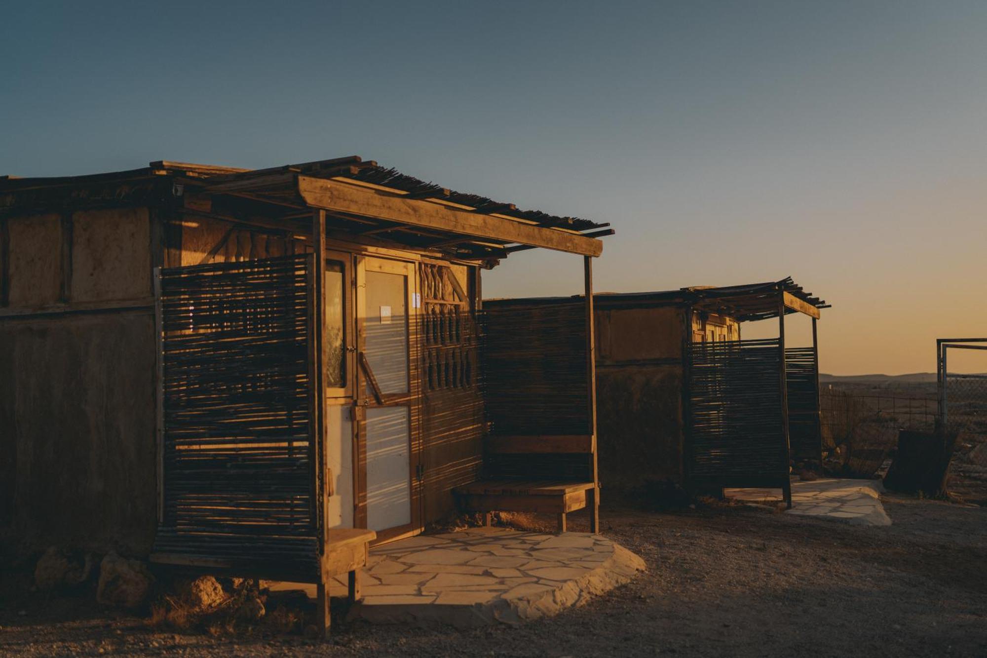 Desert Shade eco-camp Villa Mitzpe Ramon Exterior foto
