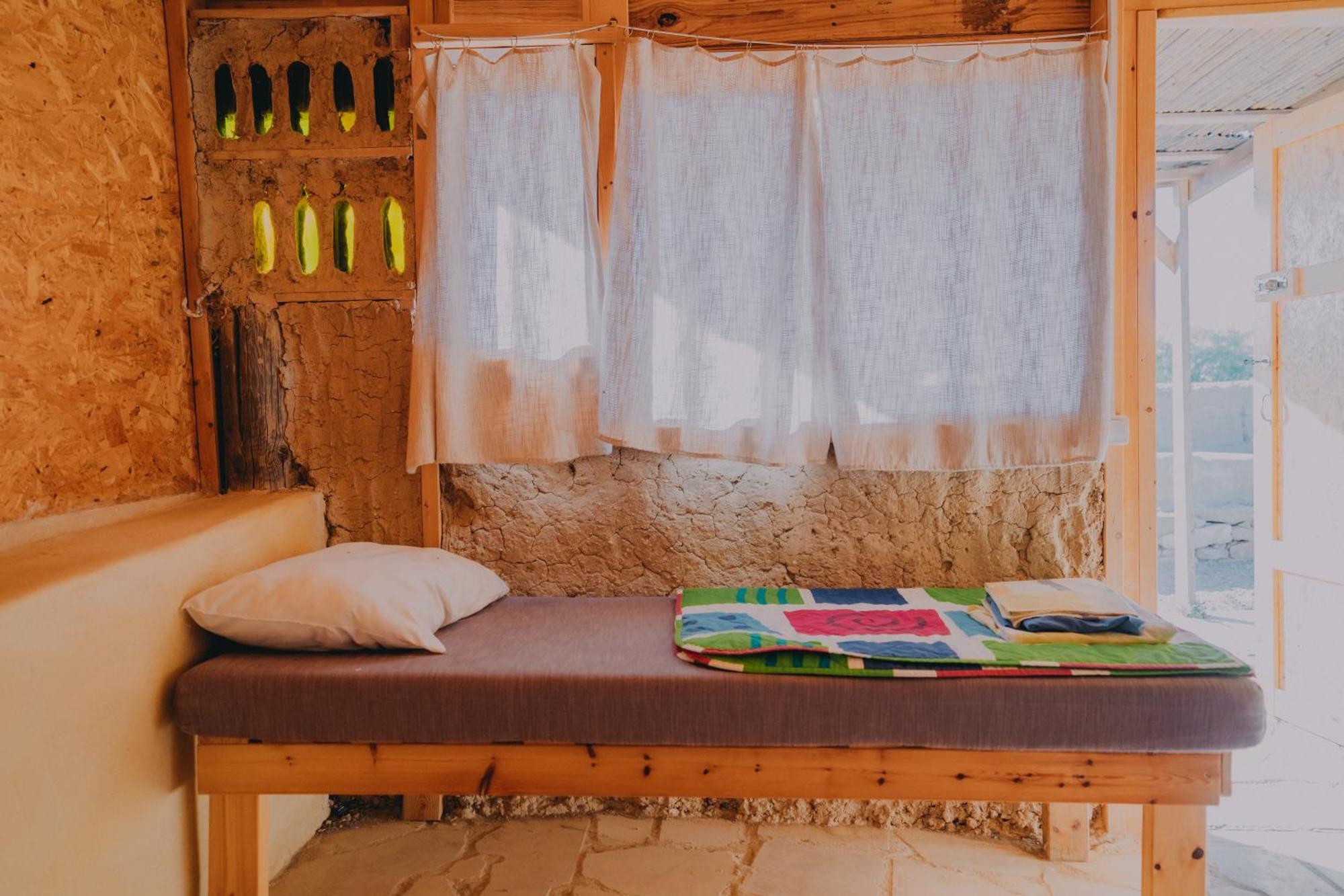 Desert Shade eco-camp Villa Mitzpe Ramon Habitación foto