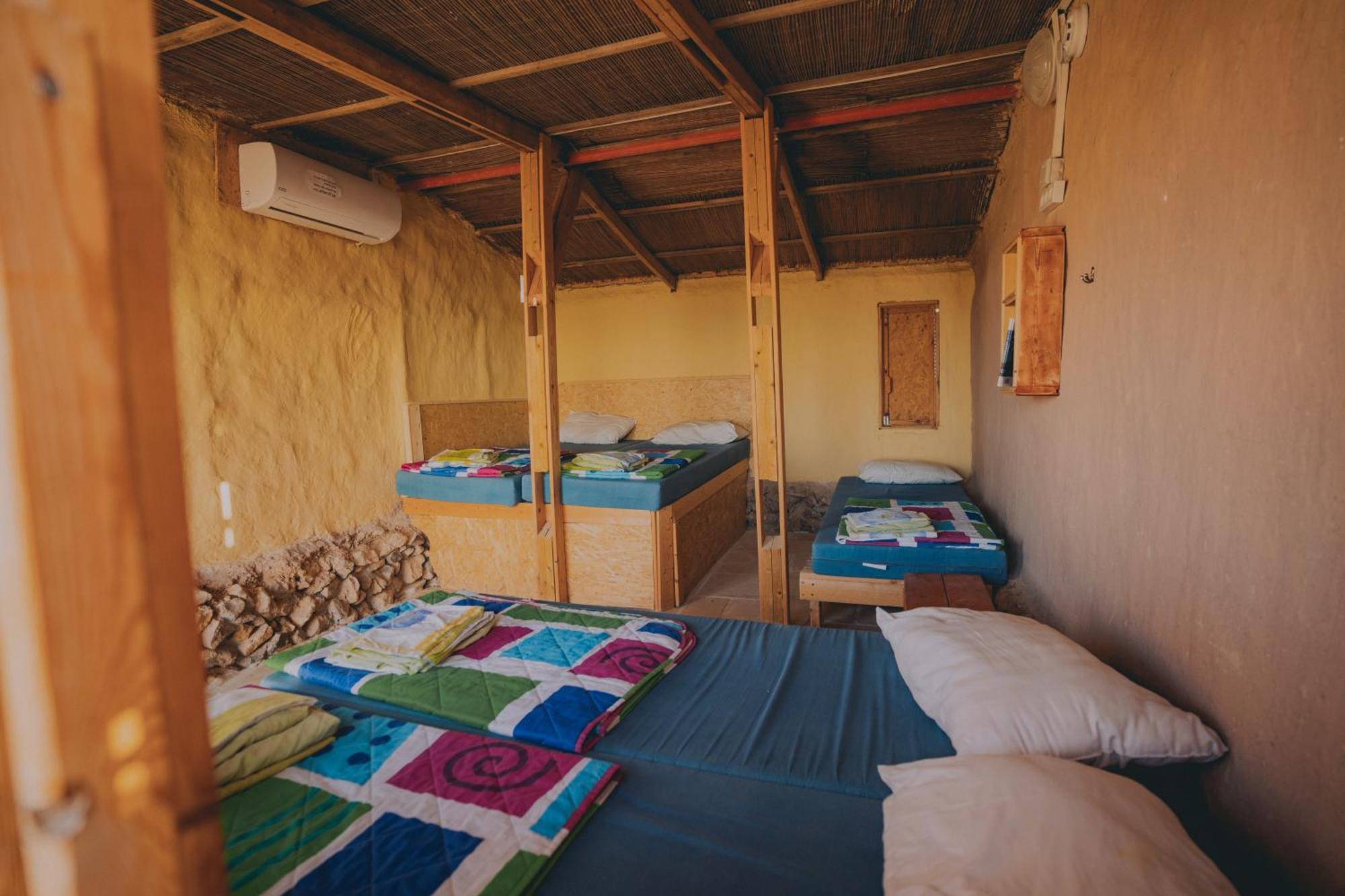 Desert Shade eco-camp Villa Mitzpe Ramon Habitación foto