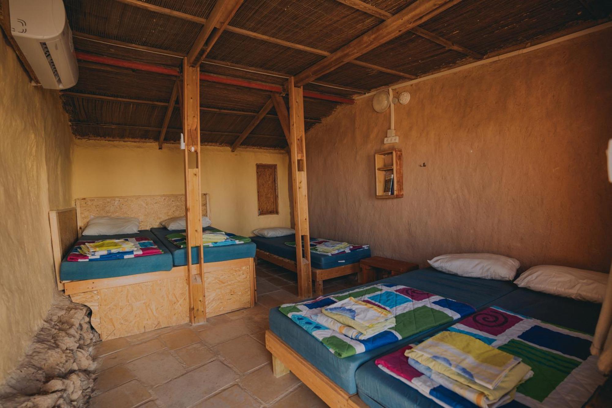 Desert Shade eco-camp Villa Mitzpe Ramon Habitación foto
