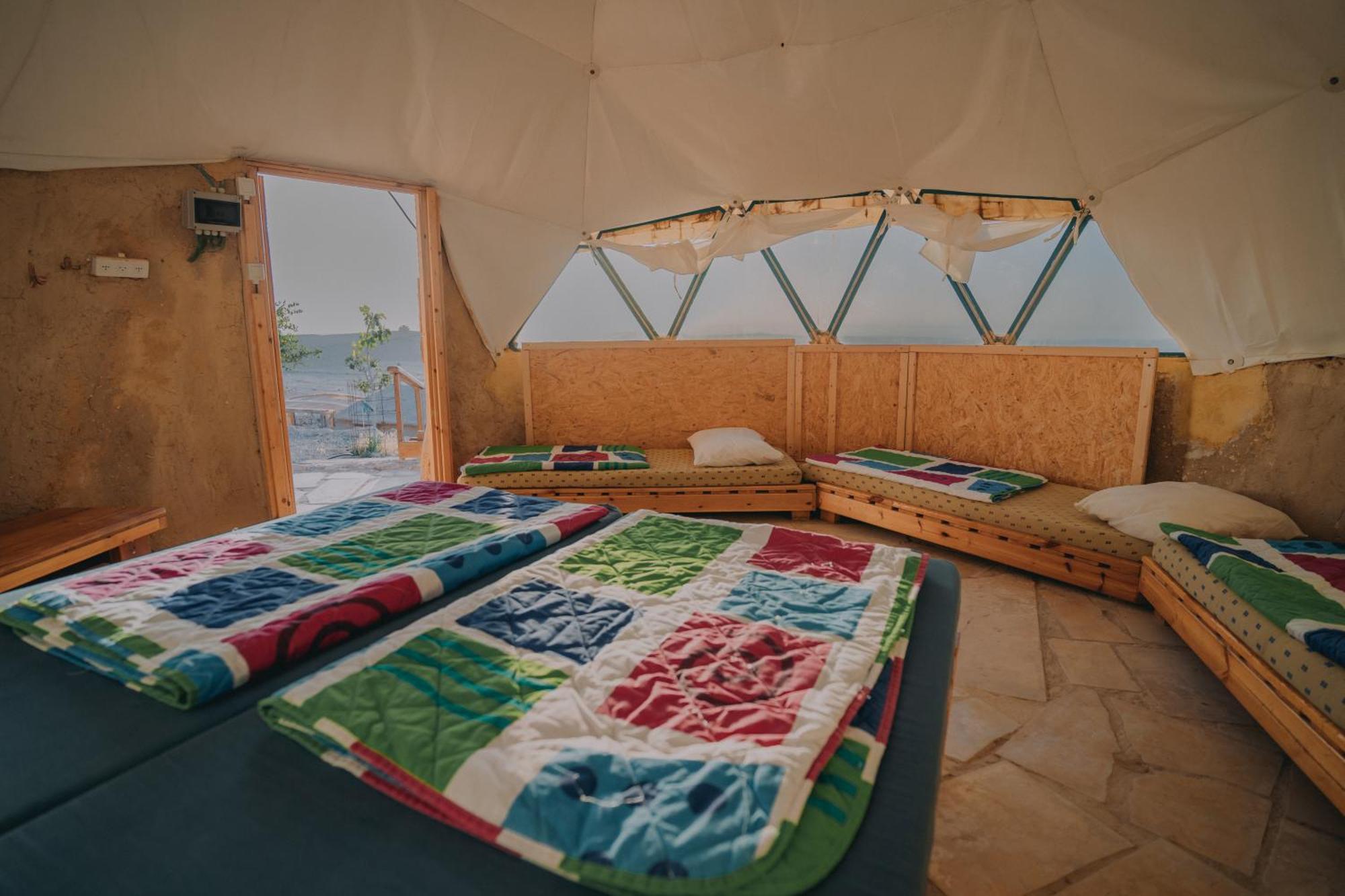 Desert Shade eco-camp Villa Mitzpe Ramon Habitación foto