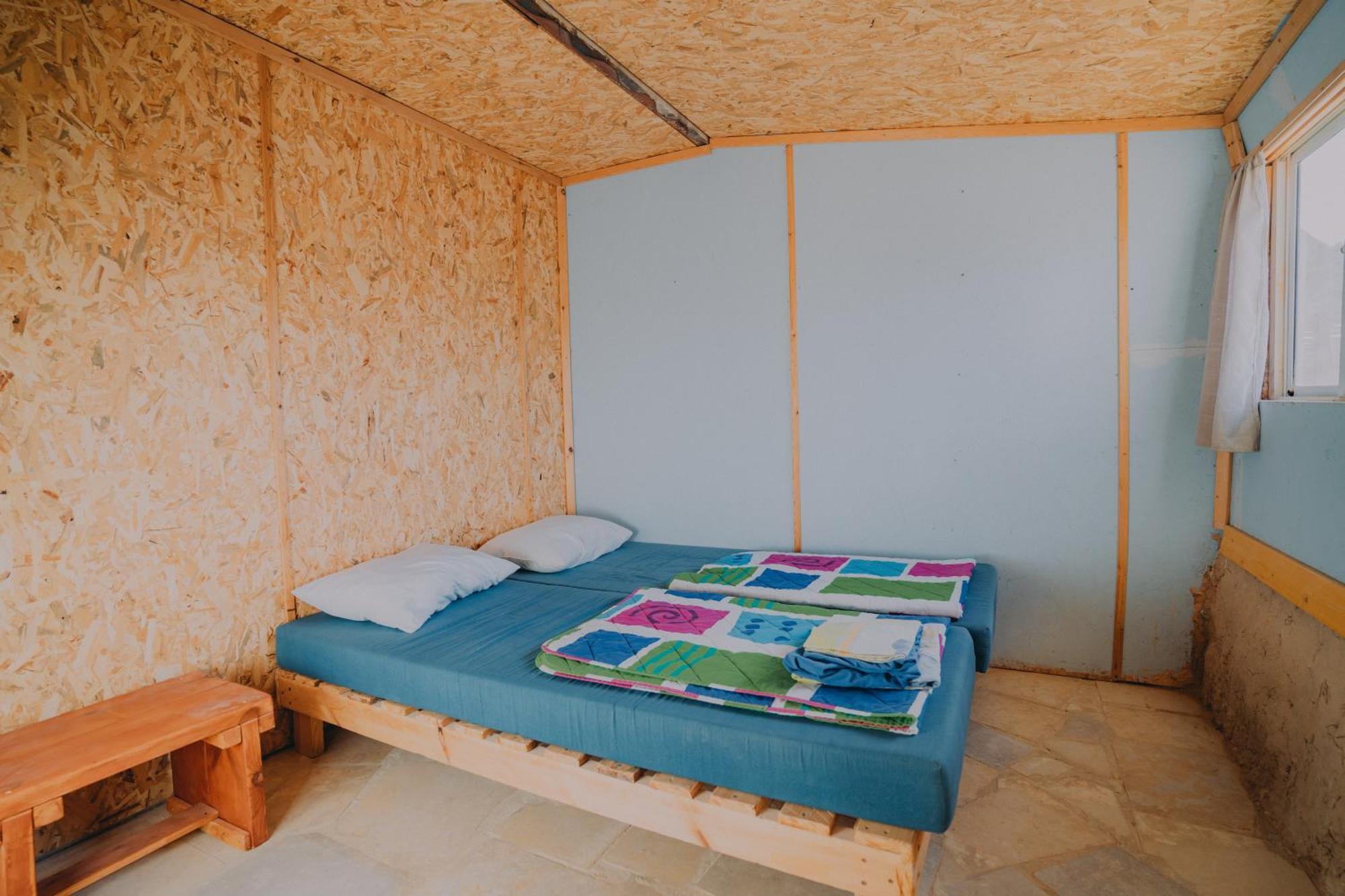 Desert Shade eco-camp Villa Mitzpe Ramon Habitación foto